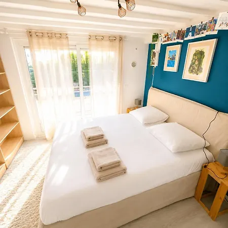 Guest house Maison 8p Avec Jardin, 2 Salons & Parking 3*